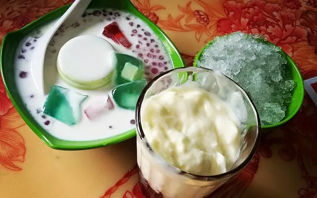 Ảnh bìa Ông Già Tóc Bạc - Kem & Chè - Khương Trung