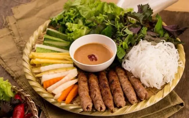 Ảnh bìa Cô Yến - Bánh Xèo Nem Lụi - Hàng Chuối