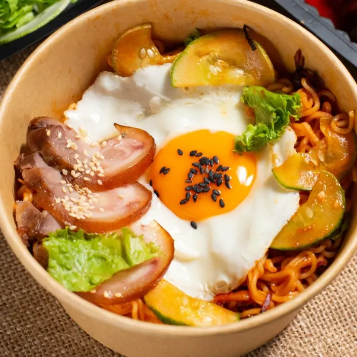 Ảnh bìa Uri - Gà Hàn Quốc Mix 3 Vị & Mì Tương Đen - Tô Ngọc Vân