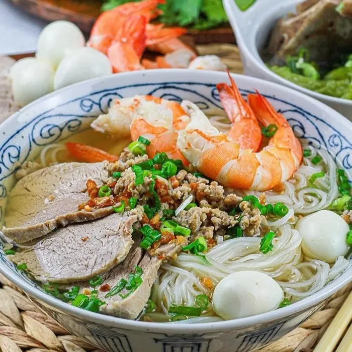 Ảnh bìa Hủ Tiếu Nam Vang Hồng Liên - Lê Văn Sỹ