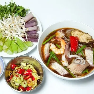 Ảnh bìa Bún Mắm Miền Tây & Bánh Canh Cua Thoảng - Lê Thị Hoa