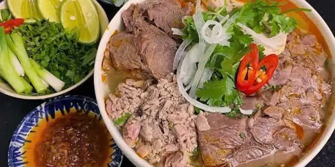 Ảnh bìa Bún Bò Bé Gấu - Nơ Trang Long