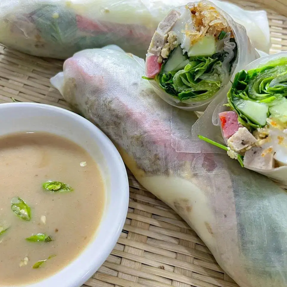 Ảnh bìa Cô Mỹ Bình Định - Bánh Cuốn Tây Sơn, Bún Thịt Nướng & Bánh Hỏi - Âu Cơ
