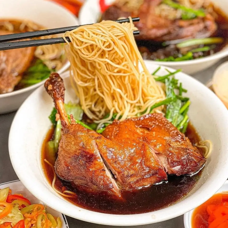 Ảnh bìa Mì Vịt Tiềm - Hoàng Ký - Bến Vân Đồn