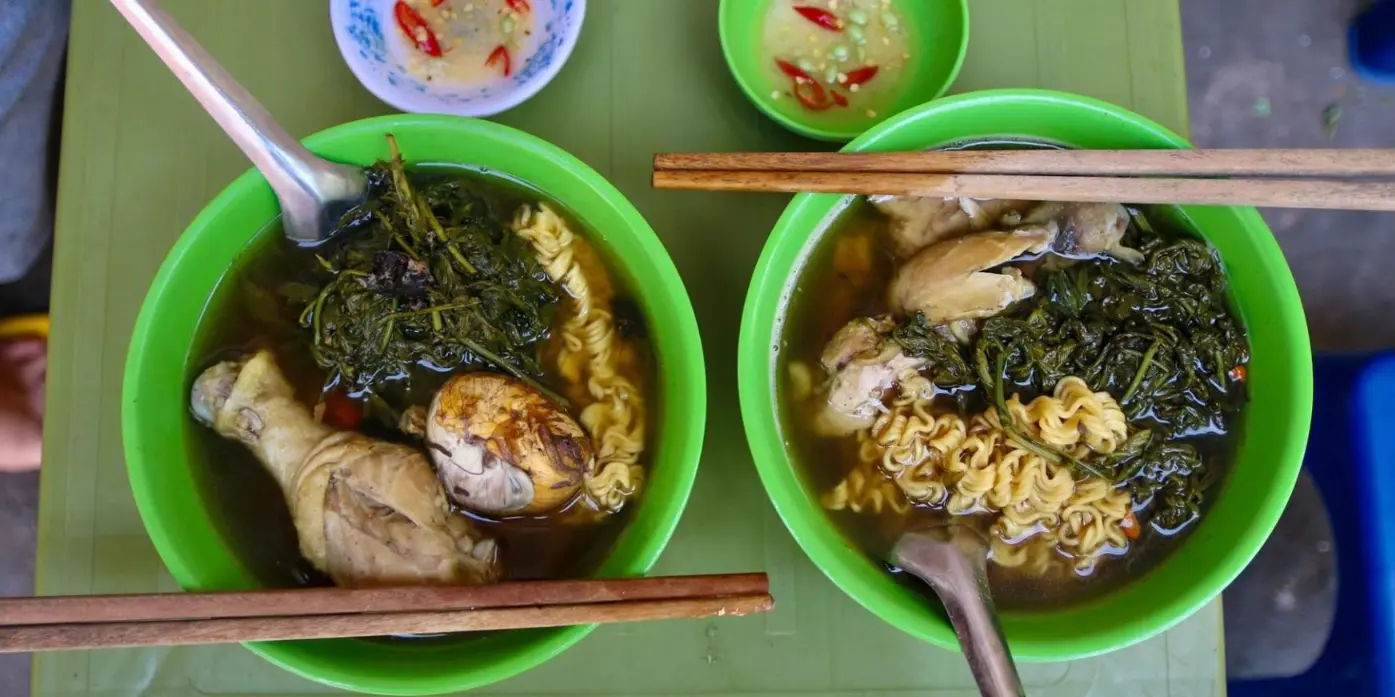 Ảnh bìa Cô Vân - Cháo Sườn & Mì Gà Tần - Dương Quảng Hàm