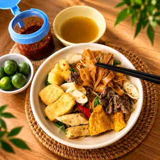 Ảnh đại diện Cô Lụa - Miến Trộn & Bánh Đa Cua - Vân Hồ 3