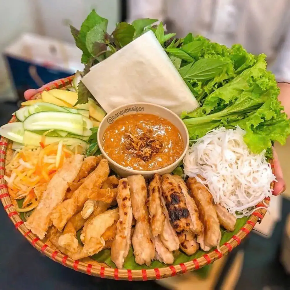 Ảnh bìa NEM NƯỚNG NHA TRANG - Nguyễn Ngọc Vũ