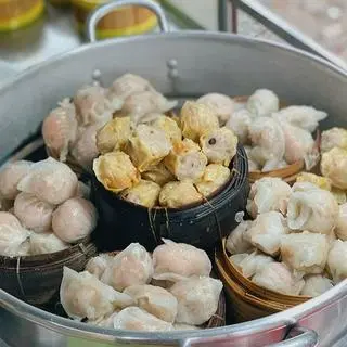 Ảnh đại diện HÁ CẢO 8386 - Lê Văn Lương