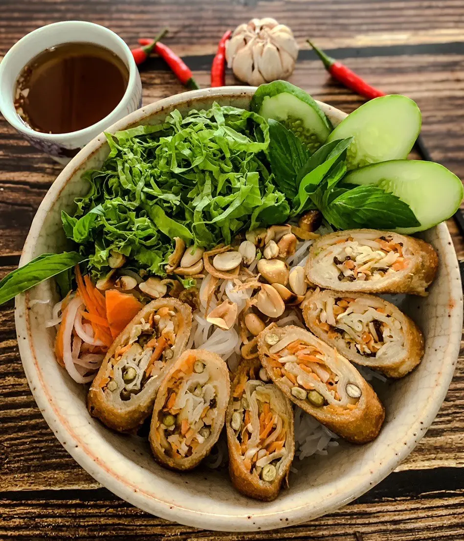 Ảnh bìa Nhàn Vegan - Bếp Thuần Chay - Nguyễn Gia Trí