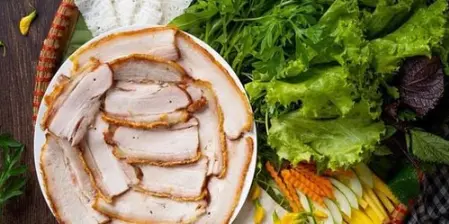 Ảnh bìa Ăn Vặt A Péo - Bánh Tráng Cuốn Thịt Heo, Mì Cay & Mì Chua Cay - Trâu Quỳ
