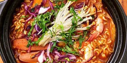 Ảnh bìa Mỳ Cay 7 Cấp Độ, Nem Nướng Nha Trang & Đồ Ăn Vặt Hà Đông - Trần Phú