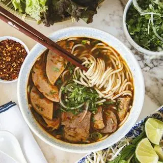 Ảnh đại diện Bún Bò Huế O Thu Vỹ Dạ - Nguyễn Ảnh Thủ