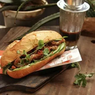 Ảnh đại diện Bánh Mì 5 Châu & Tiệm Cà Phê Trà Sữa Chị Em - Tây Hòa