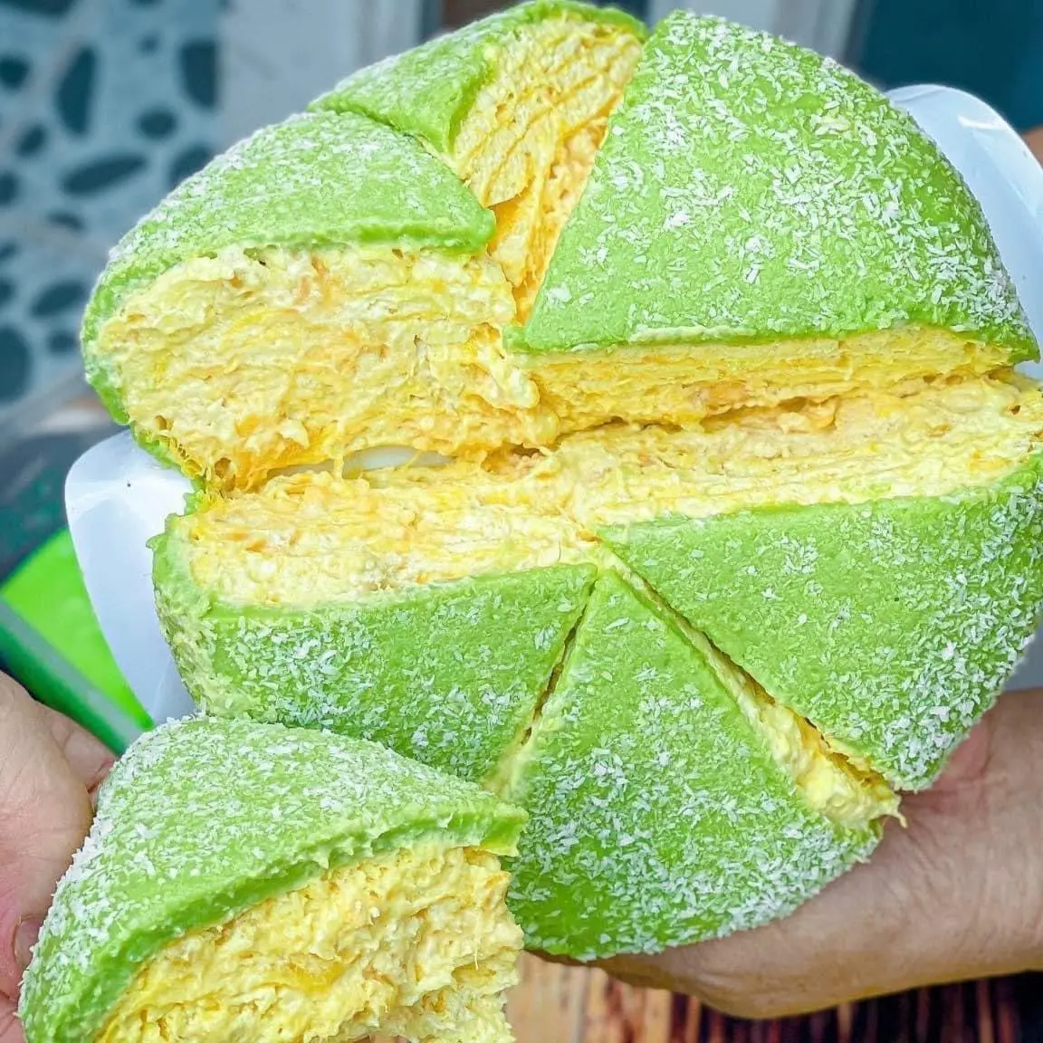 Ảnh bìa Tiệm Crepe Sầu Riêng Bất Ổn - Lê Văn Thọ