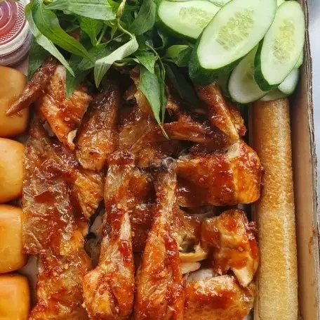 Ảnh bìa Gà Nướng Tư Hoàng - Đỗ Xuân Hợp