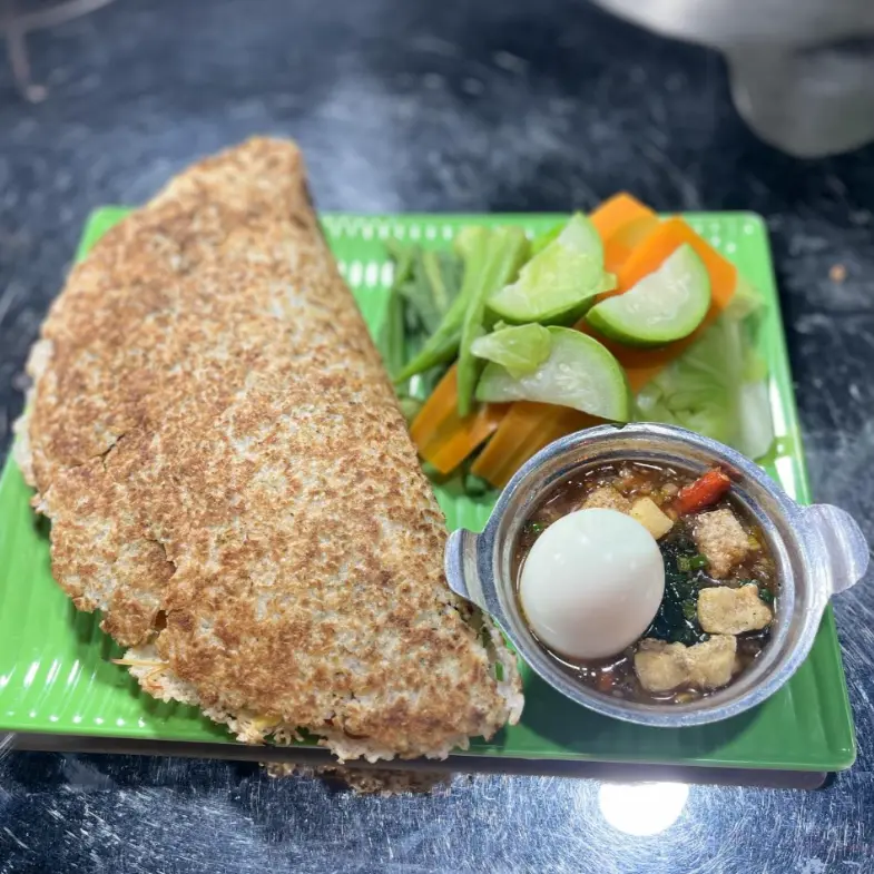 Ảnh bìa Cơm Cháy Kho Quẹt Ông Trùm - Lê Đức Thọ