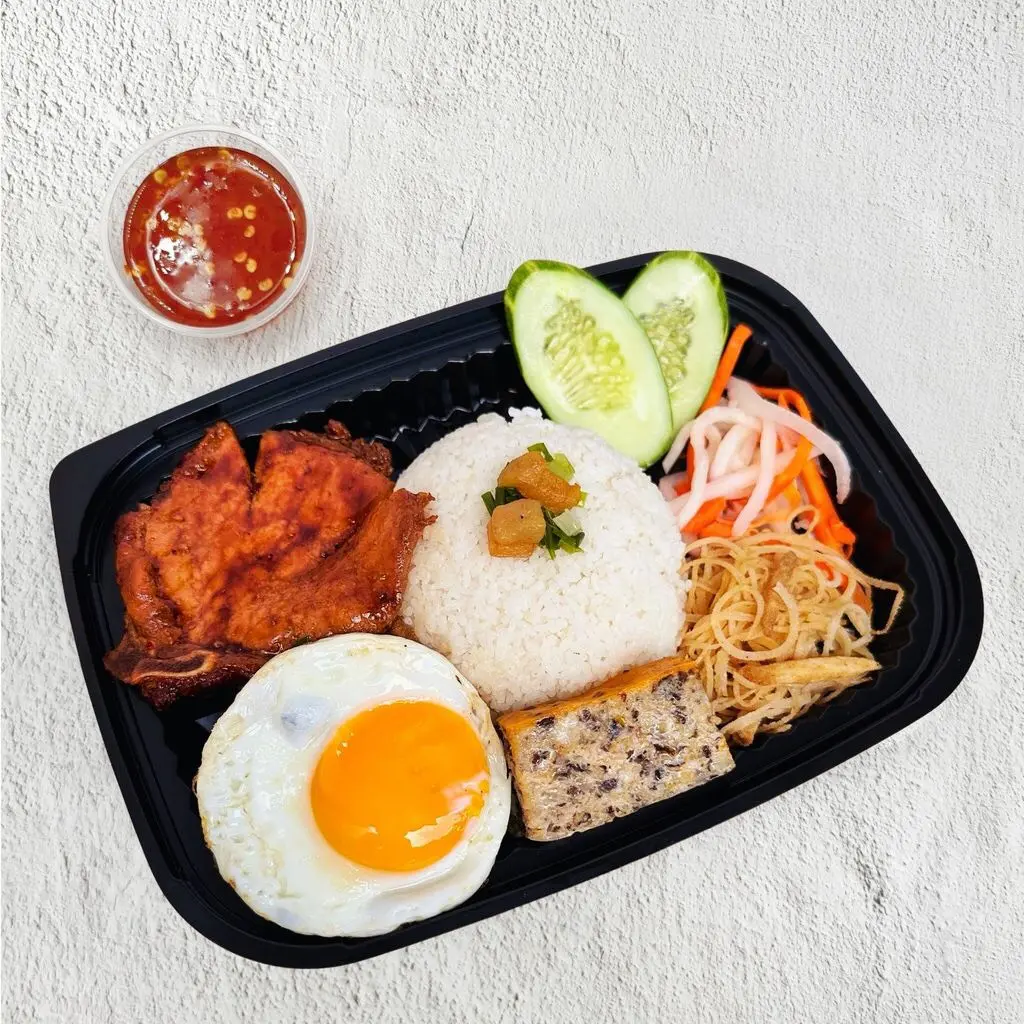 Ảnh bìa Cơm Tấm Cô Ba - Hoàng Mai