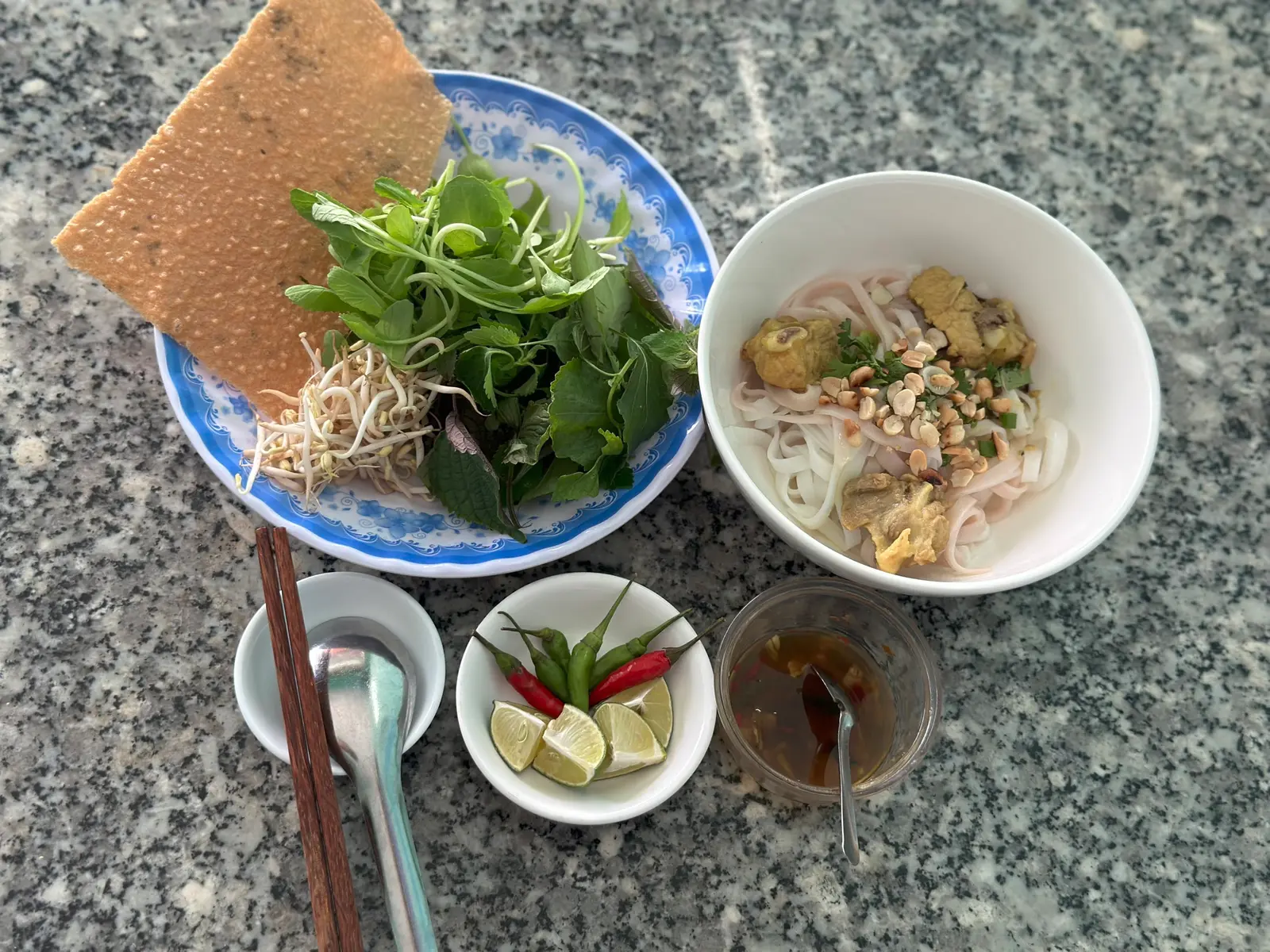 Ảnh bìa Mì Quảng Thúy Bình - Đặng Thúc Vịnh