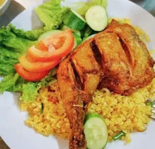 Ảnh đại diện Cơm Gà Xối Mỡ Hoa Kiều - Lê Đình Cẩn