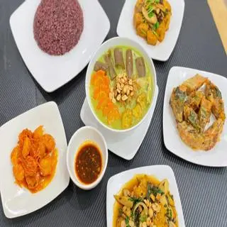 Ảnh đại diện Tiểu Lạc Vegan Kitchen - Món Chay - Phạm Văn Chiêu