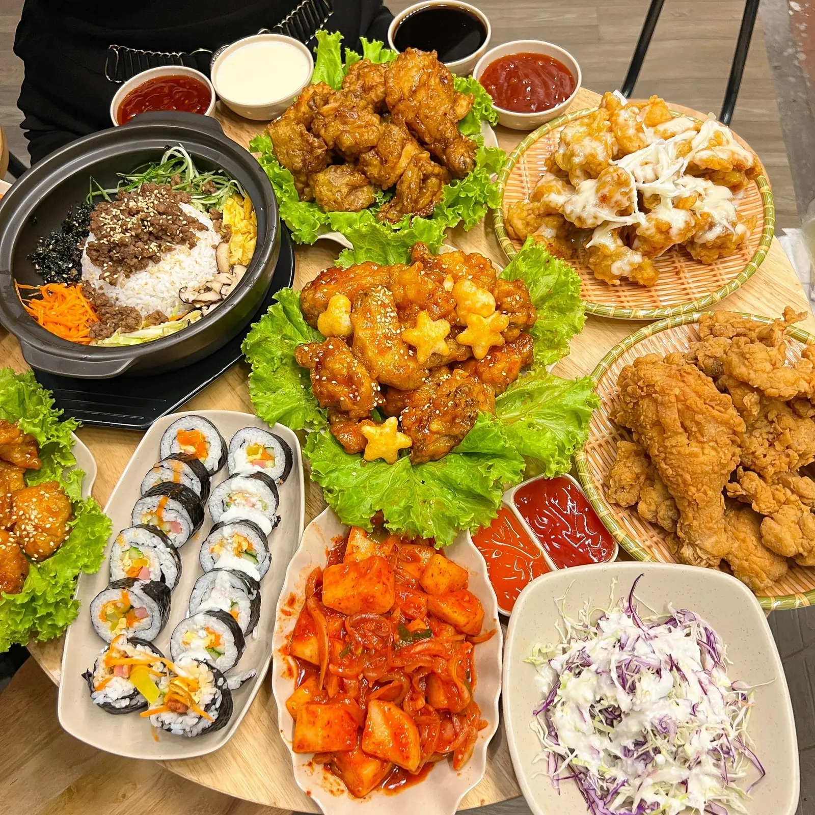 Ảnh bìa Gold’s Chicken - Gà Rán, Cơm Gà & Mỳ Ý Hàn Quốc - Minh Khai