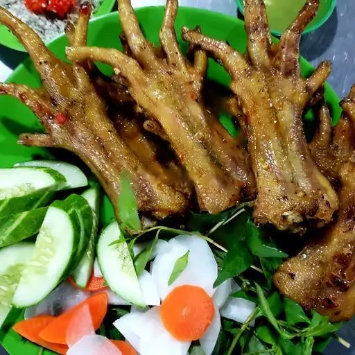 Ảnh bìa Quán Nướng Má Heo Chân Gà Nướng - Nguyễn Văn Công