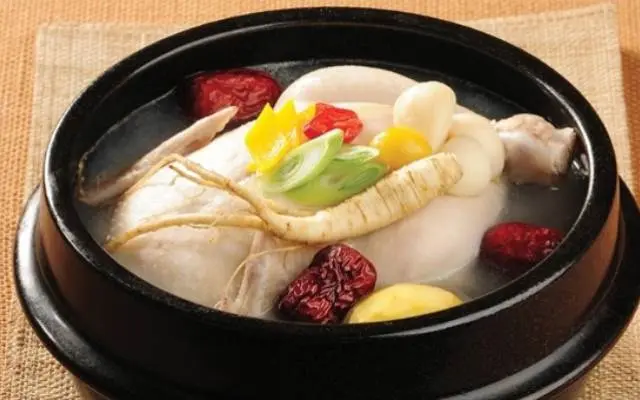 Ảnh bìa Ngọc Diệp - Gà Tần Thuốc Bắc - Nghi Tàm