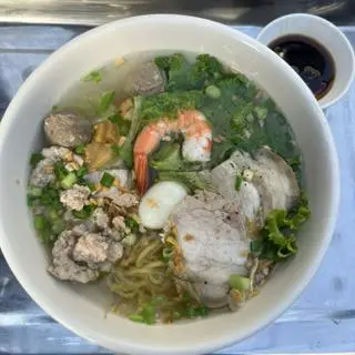 Ảnh đại diện Hủ Tíu Út Linh - Liên Tỉnh 5