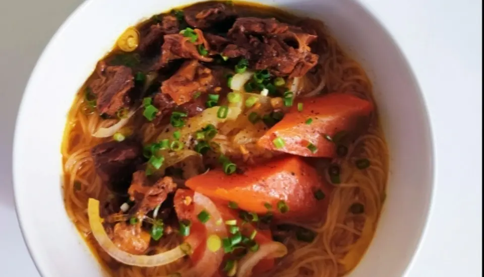 Ảnh bìa Nhỏ Xíu Xiu - Mì Hoành Thánh Xá Xíu & Bò Kho Hủ Tiếu - Nguyễn Trọng Tuyển