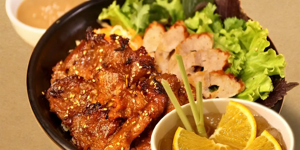 Ảnh bìa Dì Cẩm - Bún Thịt Nướng Hội An - Doãn Kế Thiện