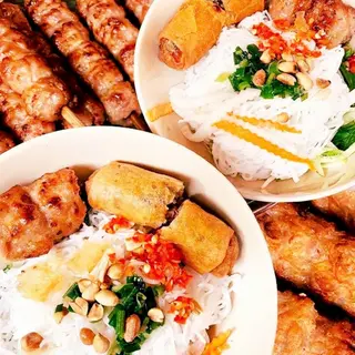 Ảnh đại diện Bún Thịt Nướng, Bánh Mì Chảo & Mì Trộn Quán Quân - Lê Văn Việt