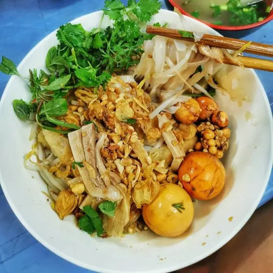 Ảnh bìa Phở Su - Phở Gà Vị Xưa & Miến Gà Trộn Ngon - Hoàng Mai