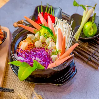 Ảnh đại diện Ăn Vặt & Mì Cay Chou - Quốc Lộ 13 Cũ