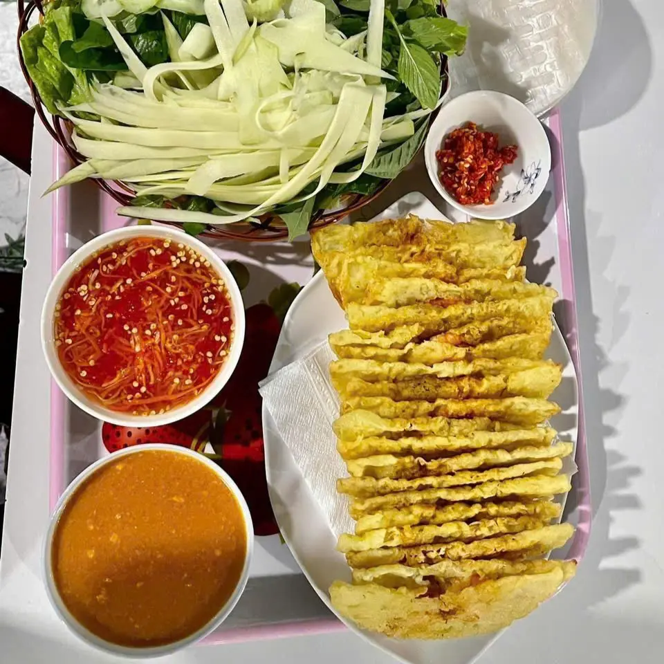 Ảnh bìa Bánh Xèo - Bánh Canh Chả Cá - Nguyễn Thị Tú