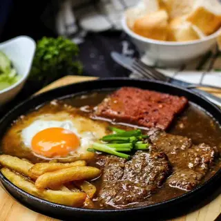 Ảnh đại diện Gang Nóng Bánh Mì Bít Tết - Lạc Long Quân