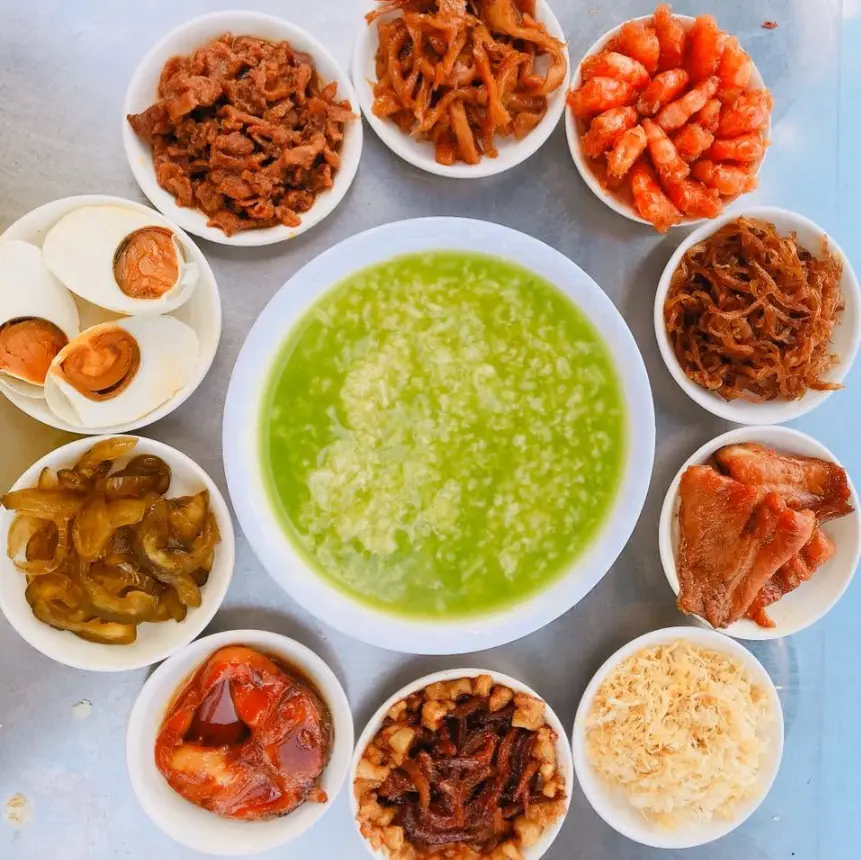 Ảnh bìa CHÁO NGUYỄN TRÃI - Cháo Trắng Lá Dứa, Cháo Cá Cơm & Hột Vịt Muối - Nguyễn Trãi