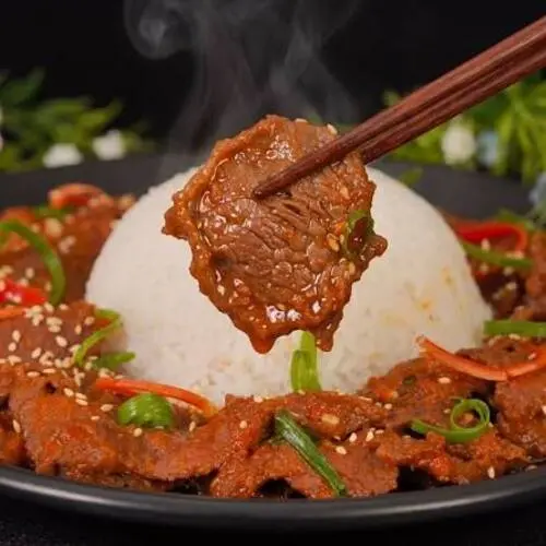 Ảnh bìa CƠM TRƯA RUNNING MAN - Cơm Trưa, Bánh Mì & Nui Xào - Tân Sơn Nhì