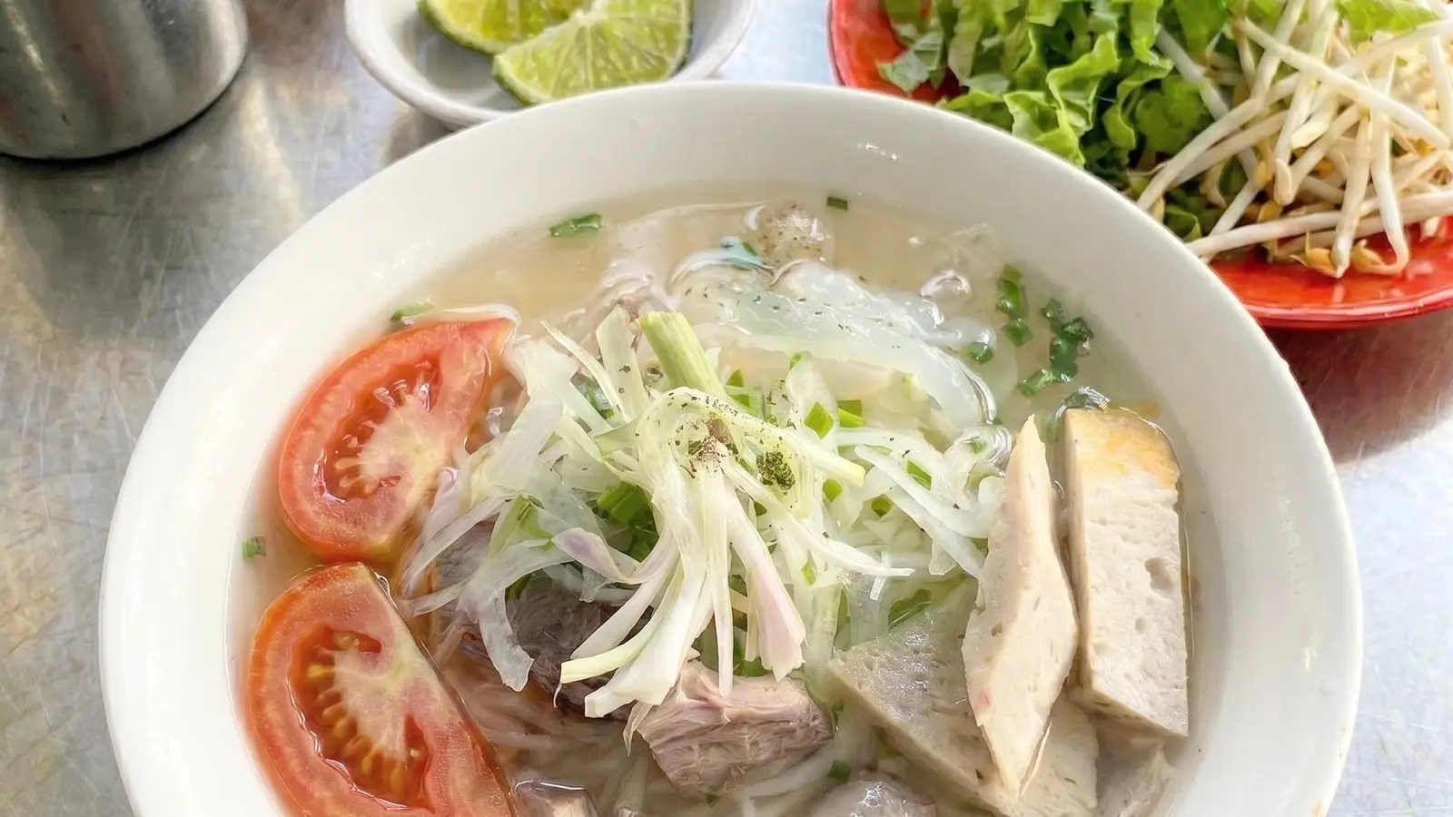 Ảnh bìa Tiệm Má Hoa - Bánh Canh & Bún Cá Nha Trang - Huỳnh Tấn Phát