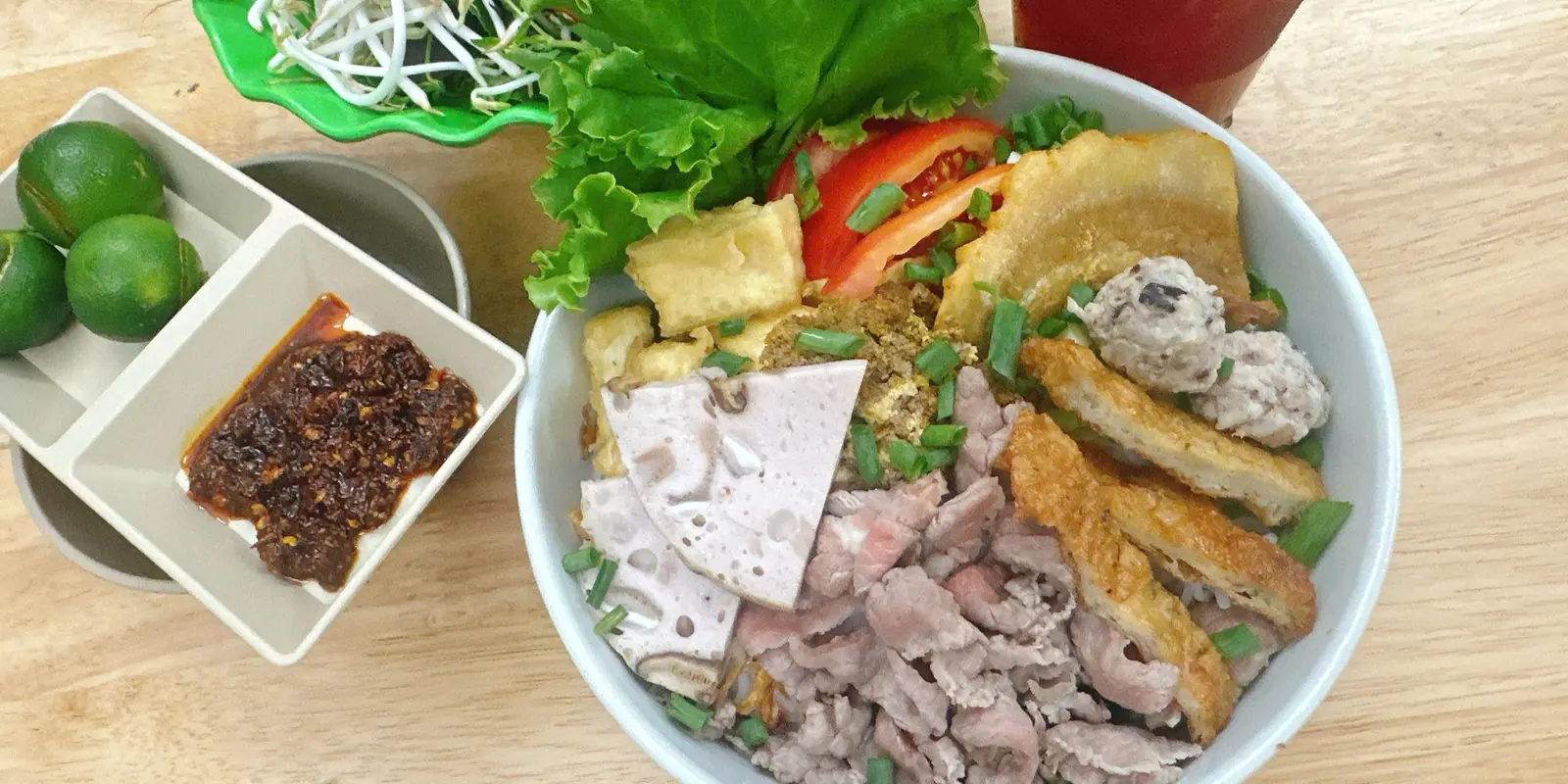 Ảnh bìa Bún Riêu Đèn Hiên - Trung Kính