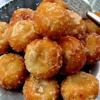 Ảnh đại diện Bánh Rán Nóng Quỳnh Béo - Trần Tử Bình