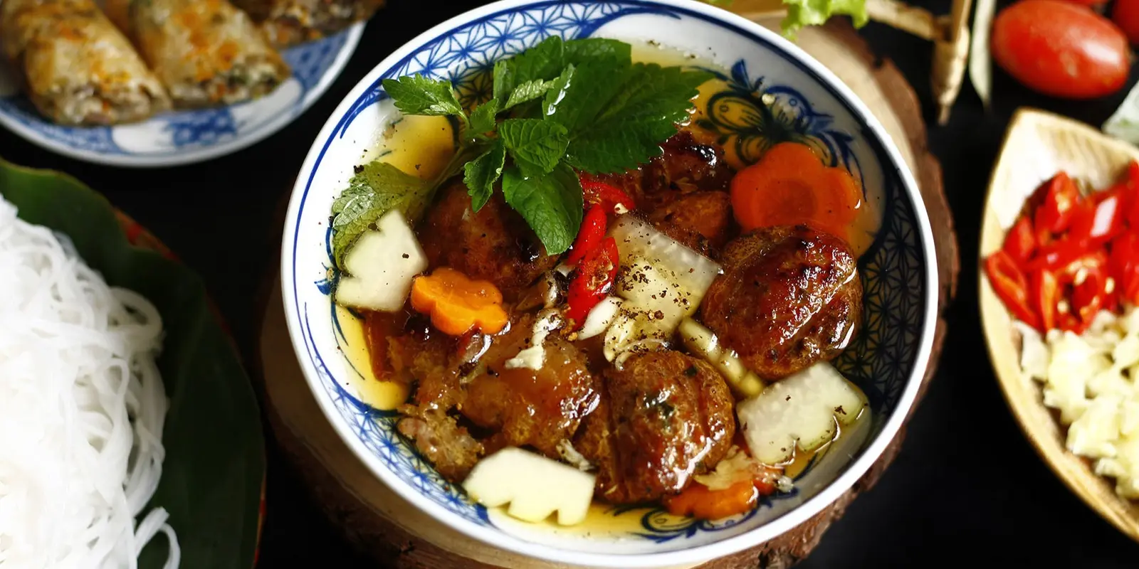 Ảnh bìa Đông Anh - Bún Chả Hà Nội - Đường Số 12