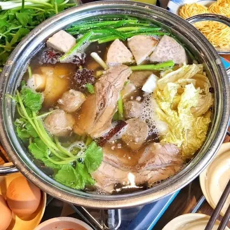 Ảnh bìa Lẩu Thanh Tuyền - Lê Thị Hoa