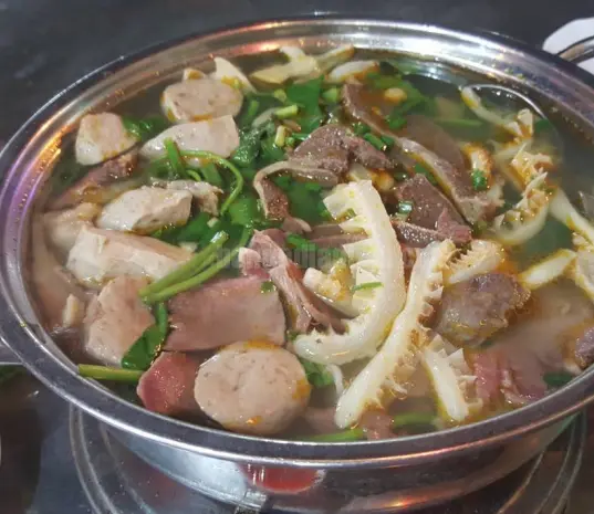 Ảnh bìa Hồng Phát - Lẩu Bò Mang Về - Lê Văn Lương