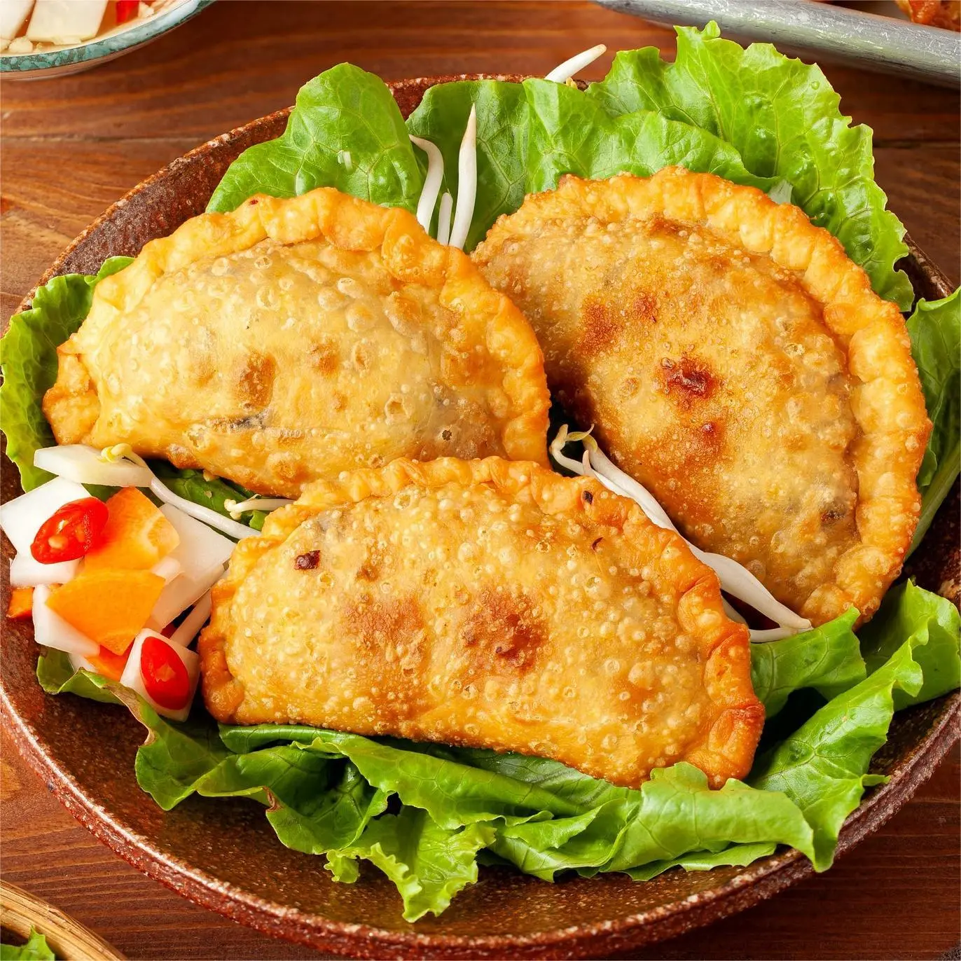 Ảnh bìa Ngọc Tú - Bánh Gối & Trà Trái Cây - Tập Thể Nghĩa Tân