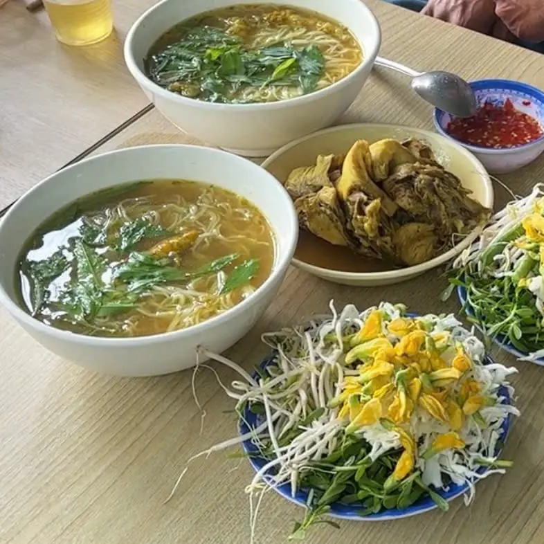 Ảnh bìa Cô Thuý - Bún Cá Châu Đốc - Đào Sư Tích