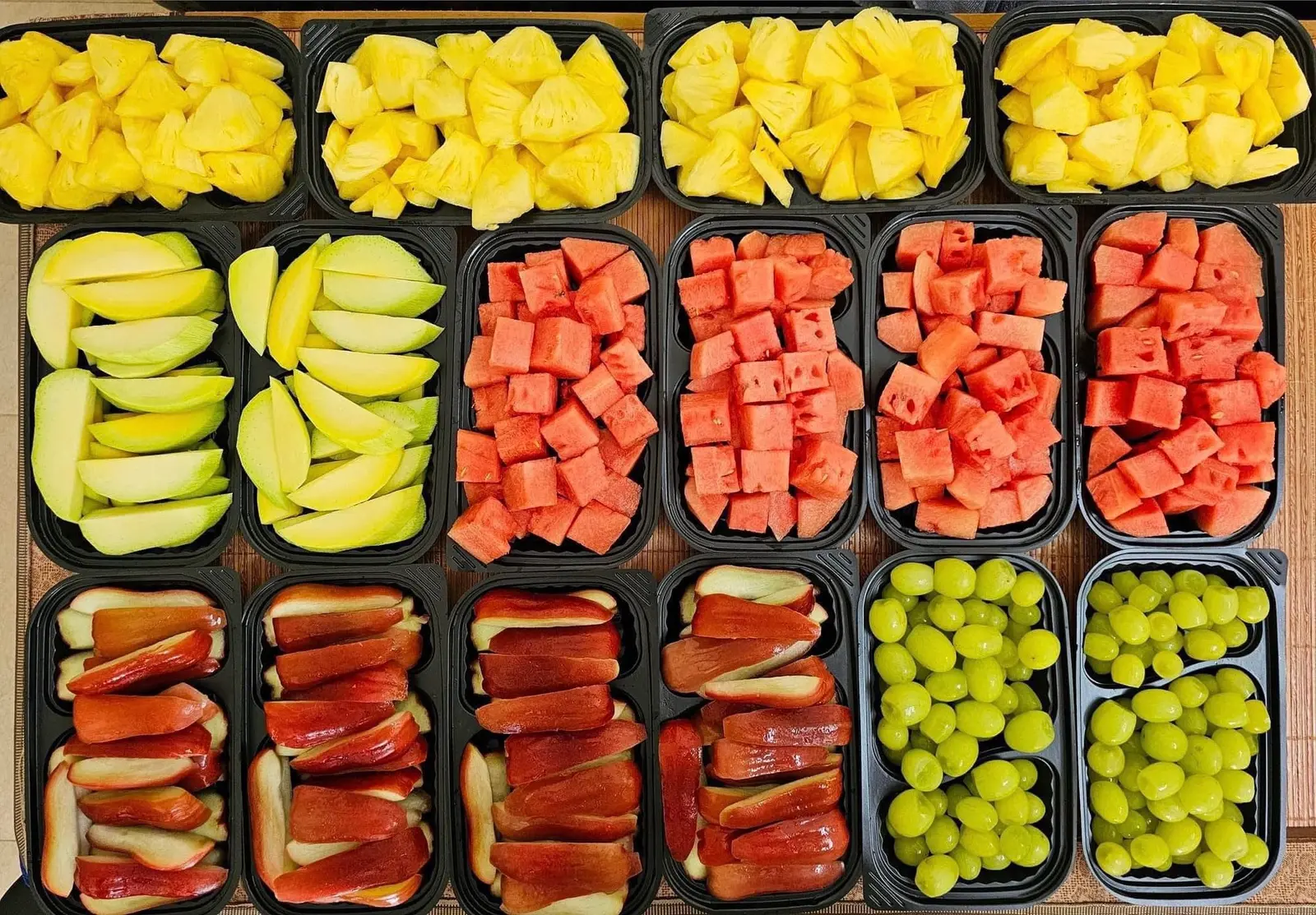 Ảnh bìa Trái Cây Cheo Fruits - Phan Đăng Lưu