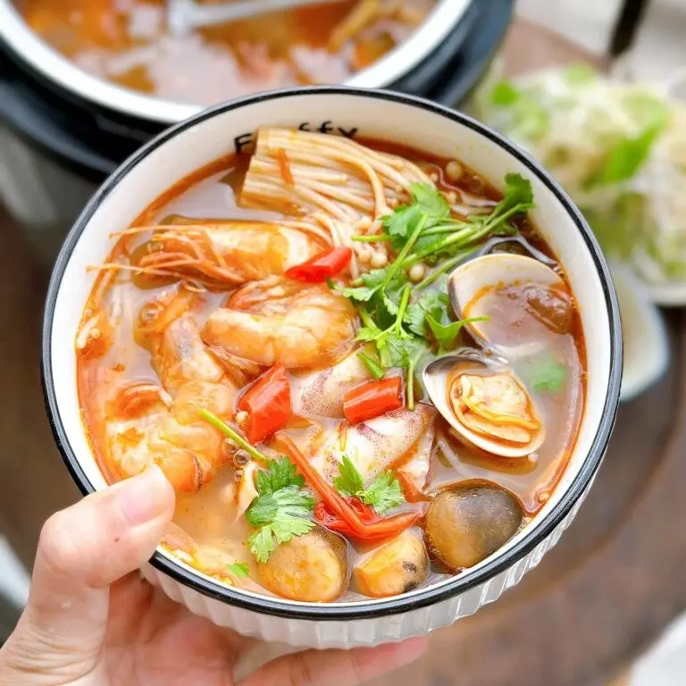 Ảnh bìa Bún Thái Chua Cay Đất Trạng - Phạm Ngọc Thạch