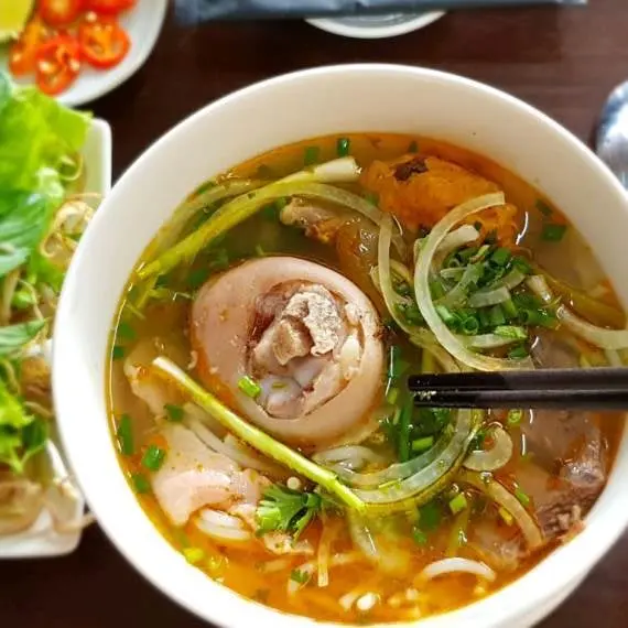 Ảnh bìa Ngự Quán - Bún Bò & Các Món Huế - Tân Lập 2