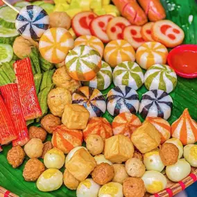 Ảnh bìa Ăn Vặt Chú Cóc - Mì Trộn, Viên Chiên & Nước Ép Trái Cây - Nguyễn Thái Bình 