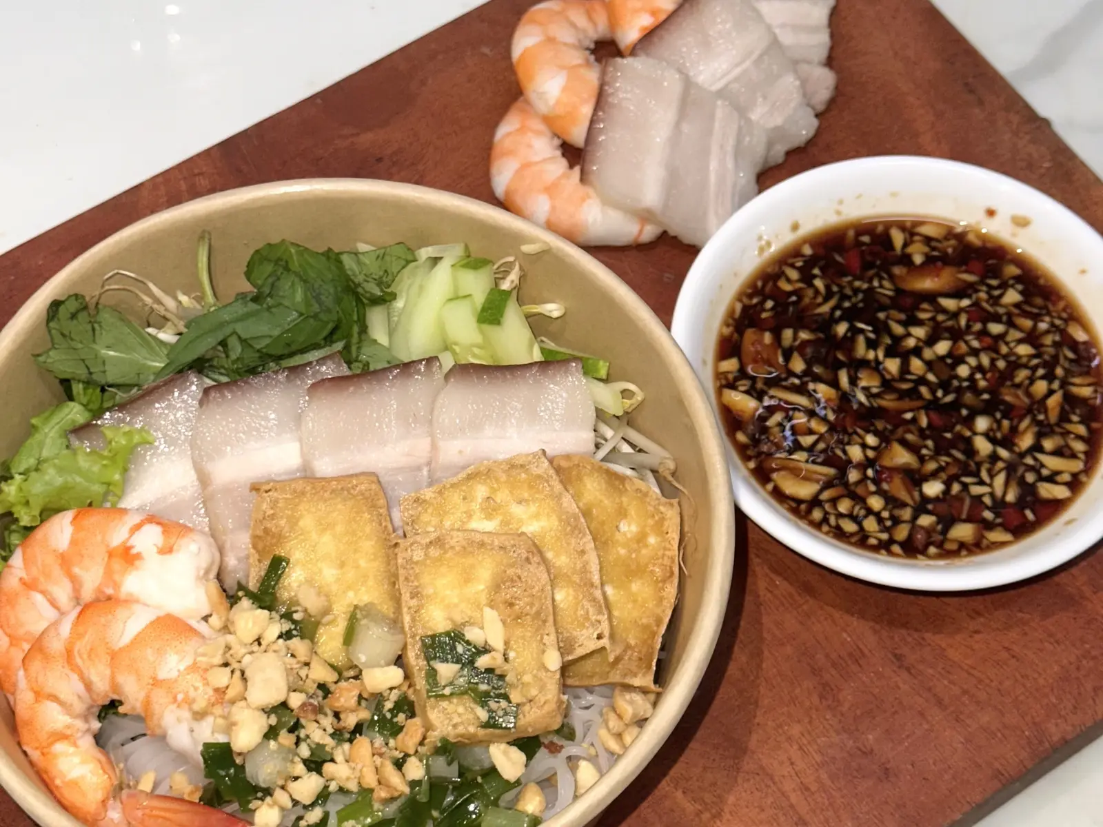 Ảnh bìa Bún Bò Cháy Tỏi & Bún Nước Tương - Tiệm Ăn Căn Bếp Nhỏ - Bùi Thị Xuân